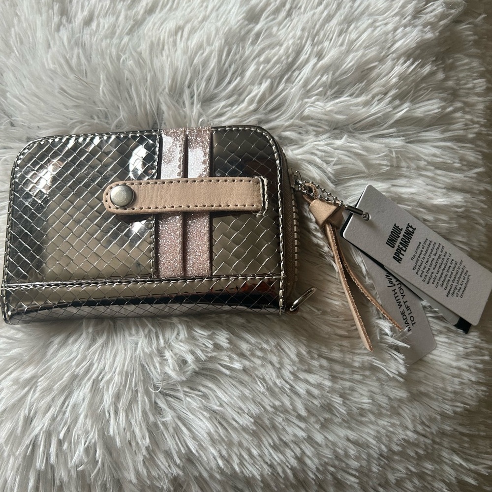 Consuela Kyle Zippy Silver Textured Wallet with Shimmery Finish - Picture 3 of 4